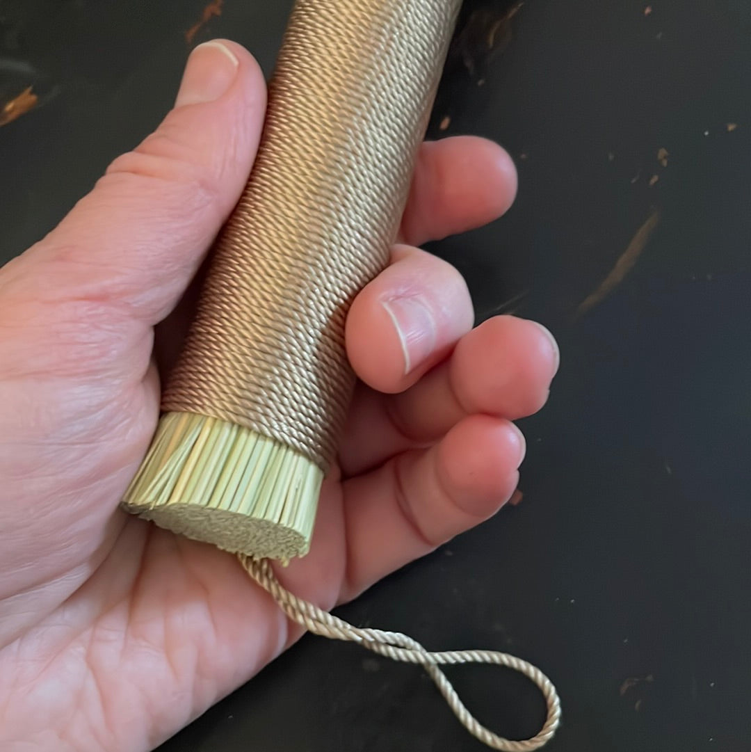 Sm Turkey Wing Whisk Broom - Solid Handle