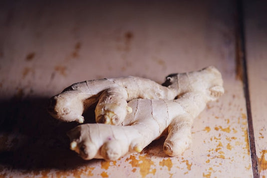 Ginger root, dried, cut, organic